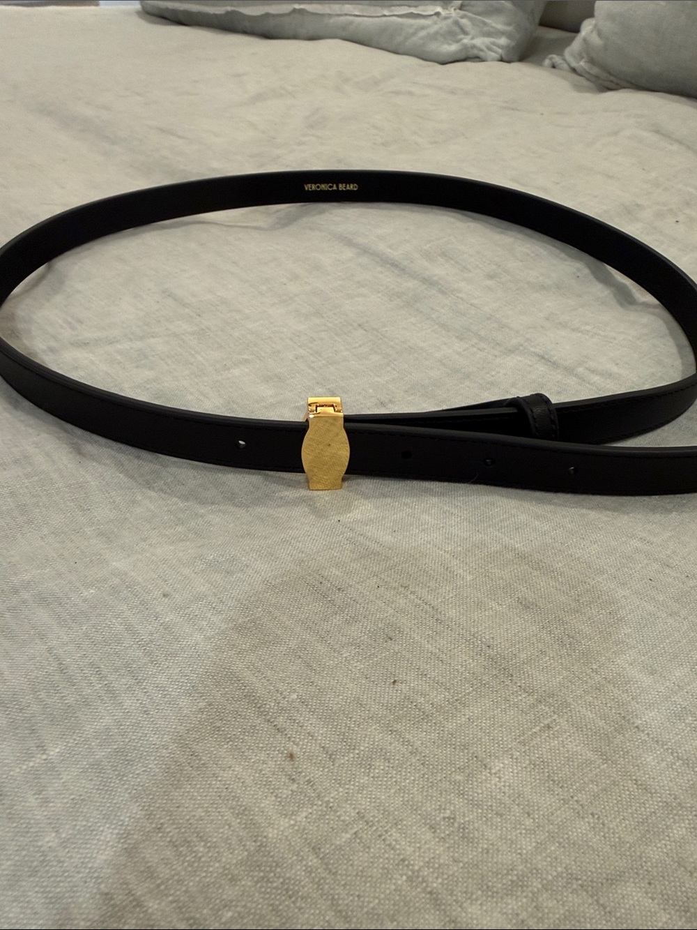 Veronica Beard Black Leather Belt with Gold-Tone Sculpted Buckle